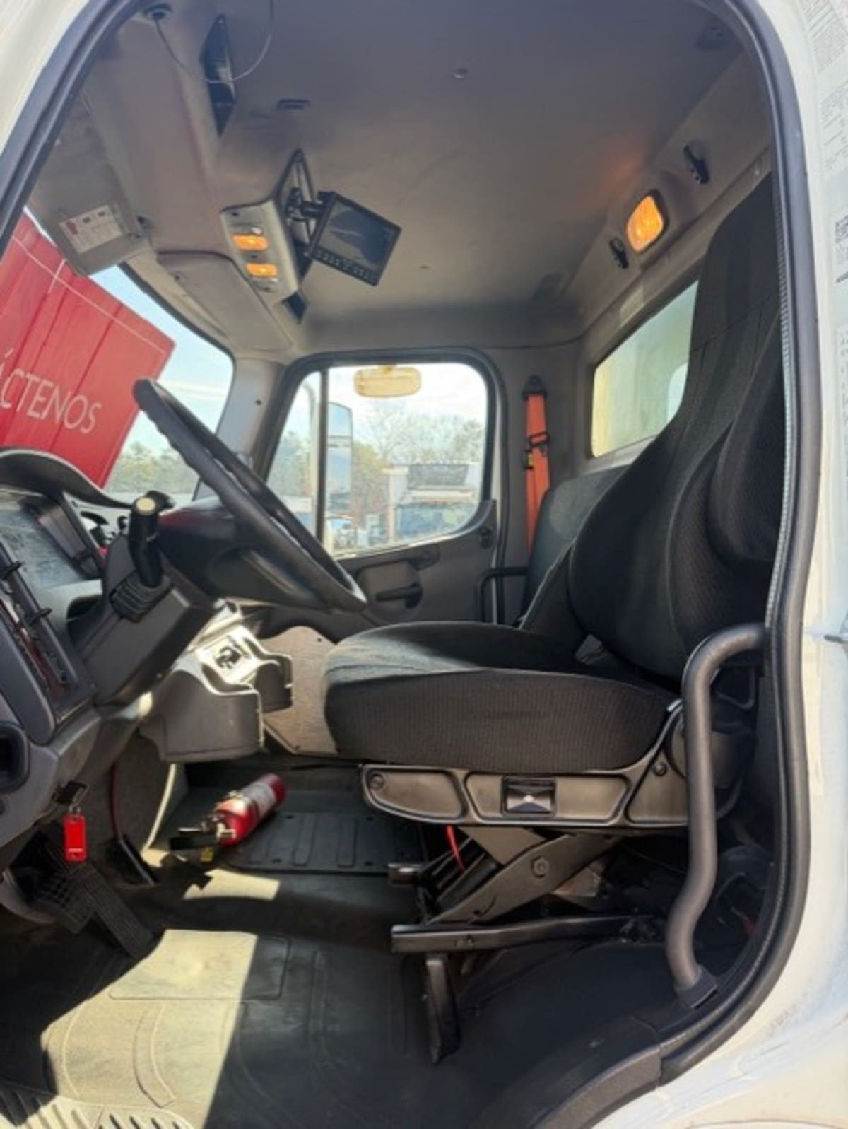 2019 Freightliner/Mercedes M2 106 808921 2019 Freightliner/Mercedes M2 106 808921