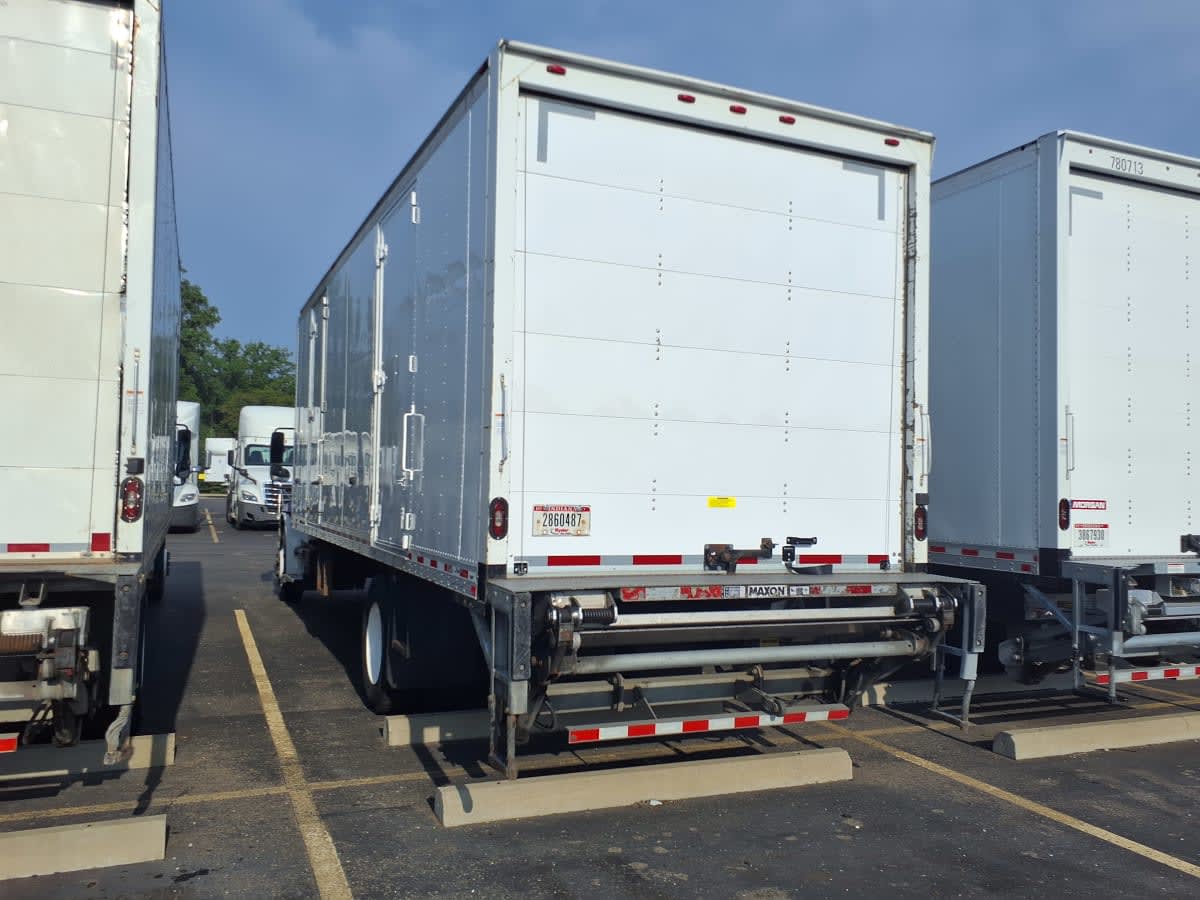 2019 Freightliner M2 106 808940