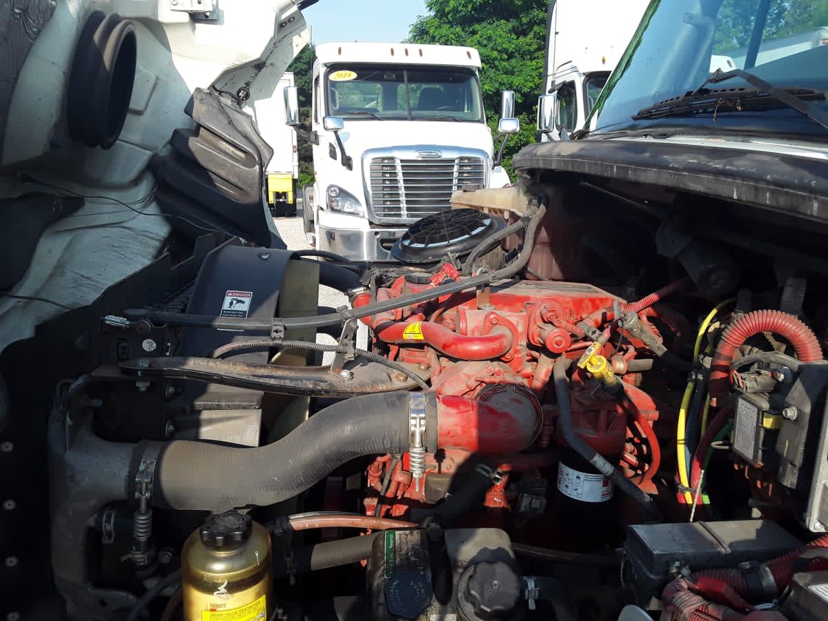 2019 Freightliner M2 106 808941