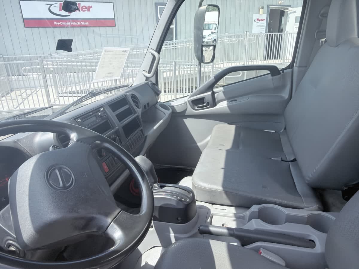2019 Hino 195 in Syracuse, NY — photo 7