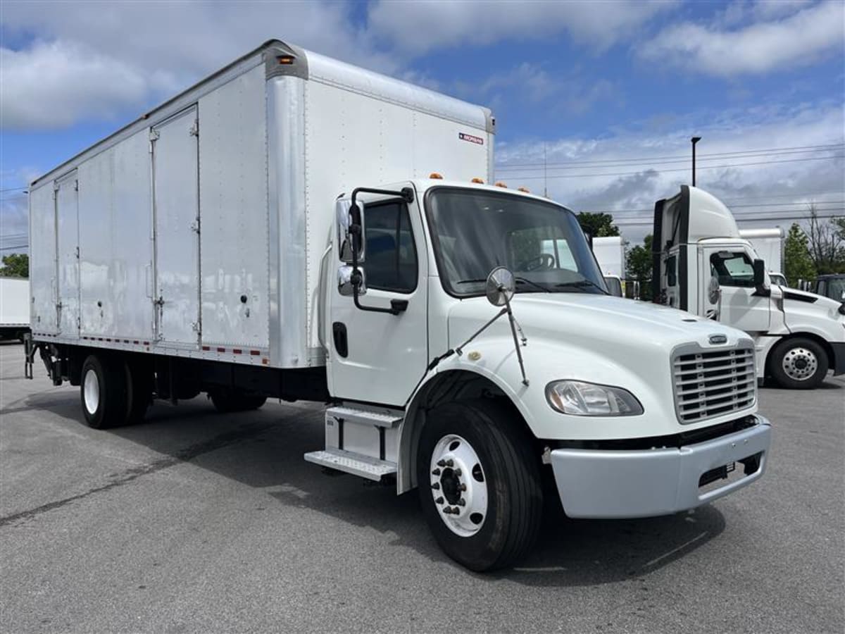2019 Freightliner M2 106 808944
