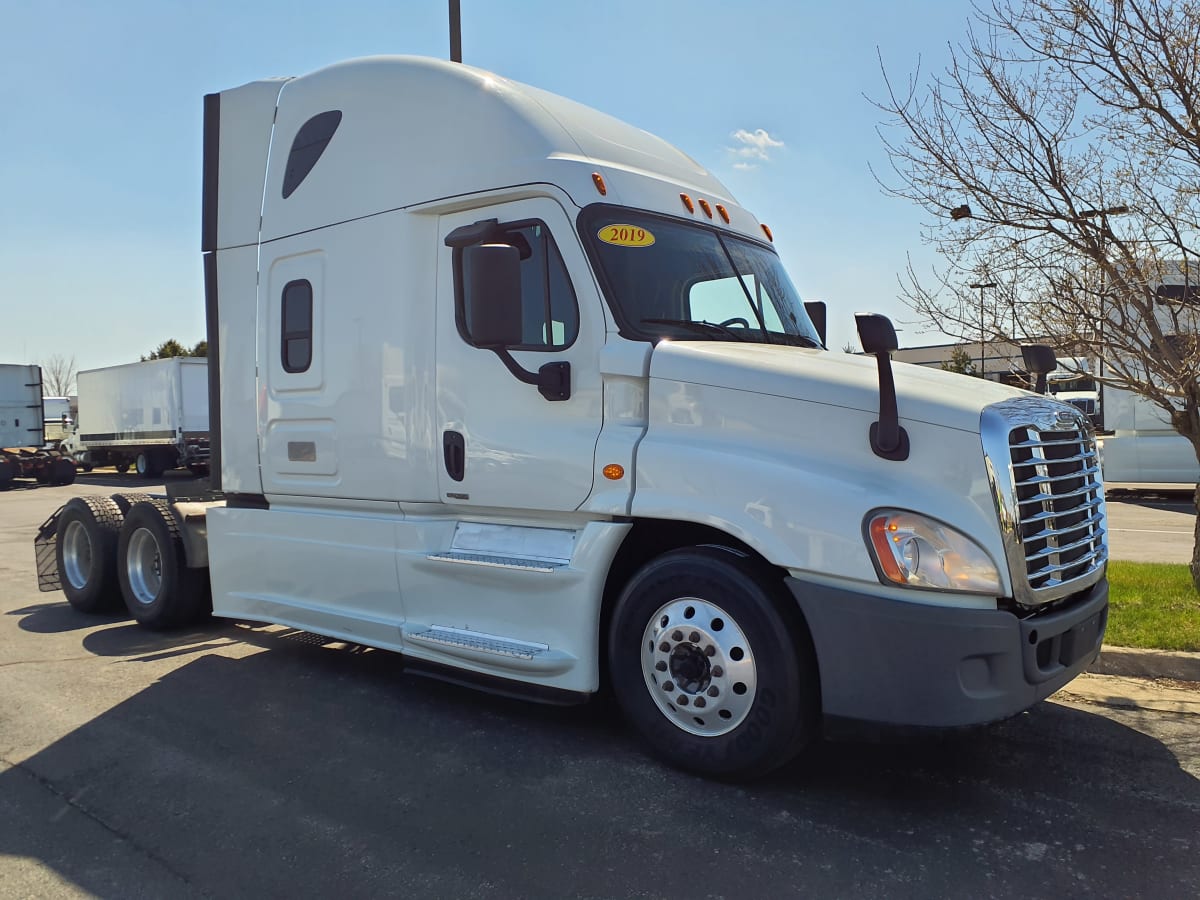 2019 Freightliner/Mercedes CASCADIA 125 809023