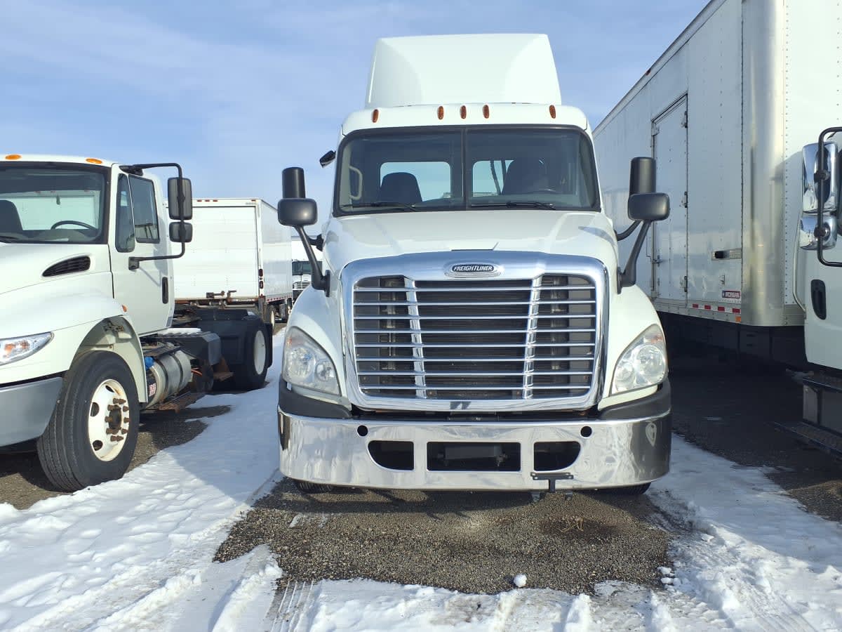 2019 Freightliner - image 2