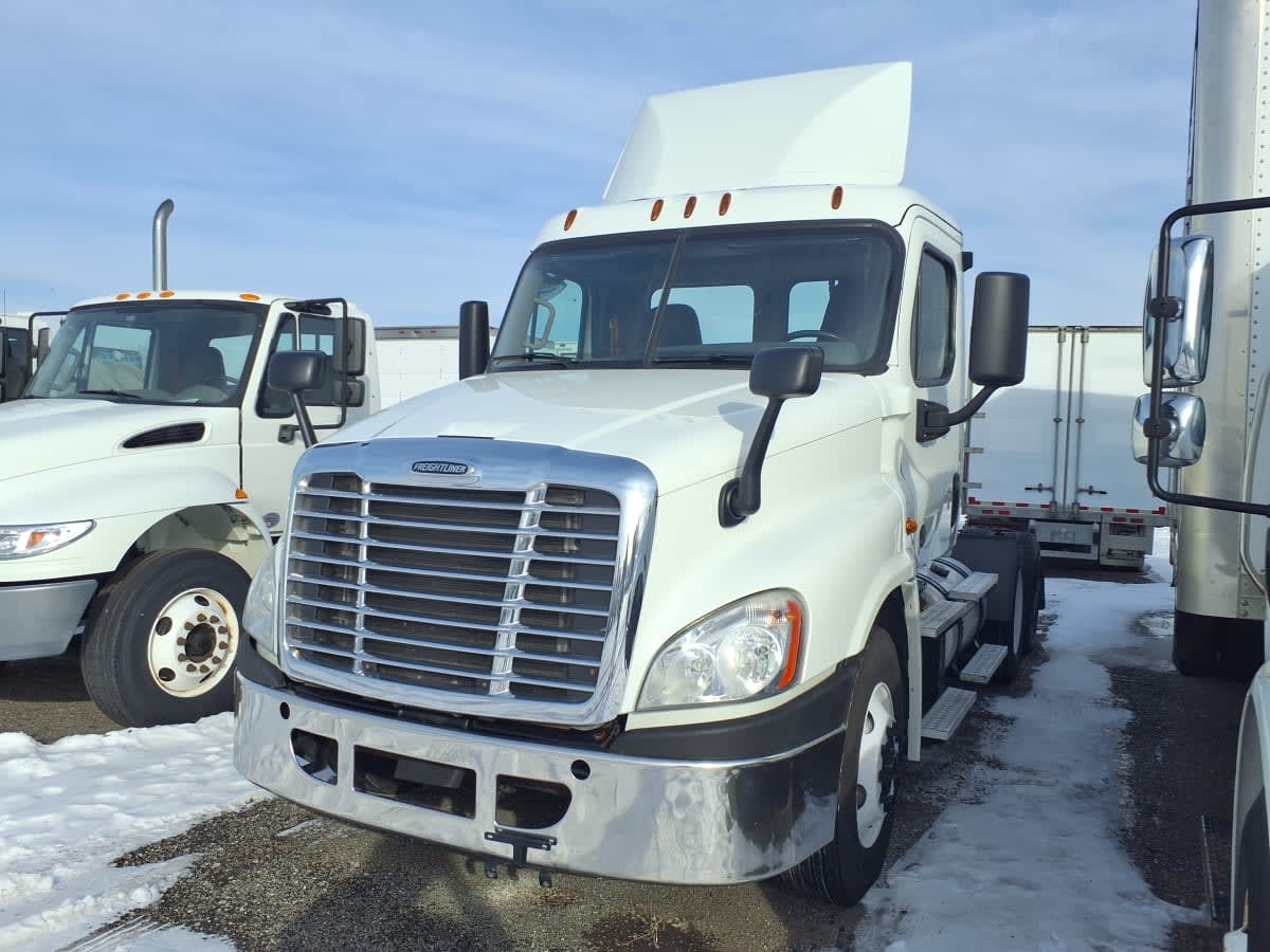 2019 Freightliner - image 1