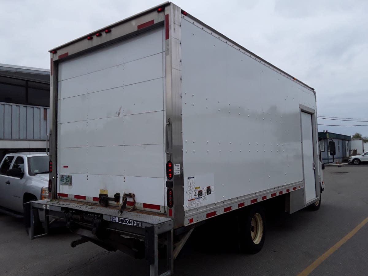 2018 Isuzu NPR 809065