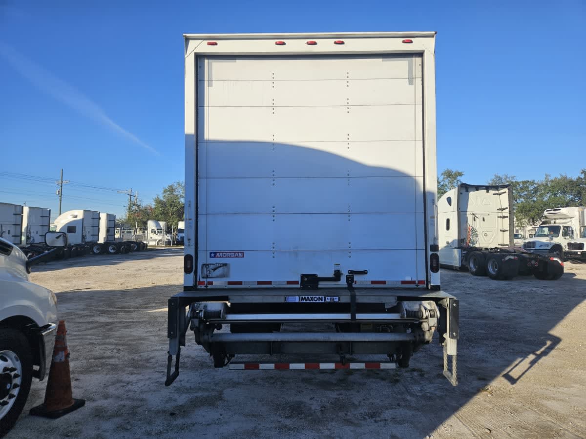 2019 Freightliner/Mercedes M2 106 809069