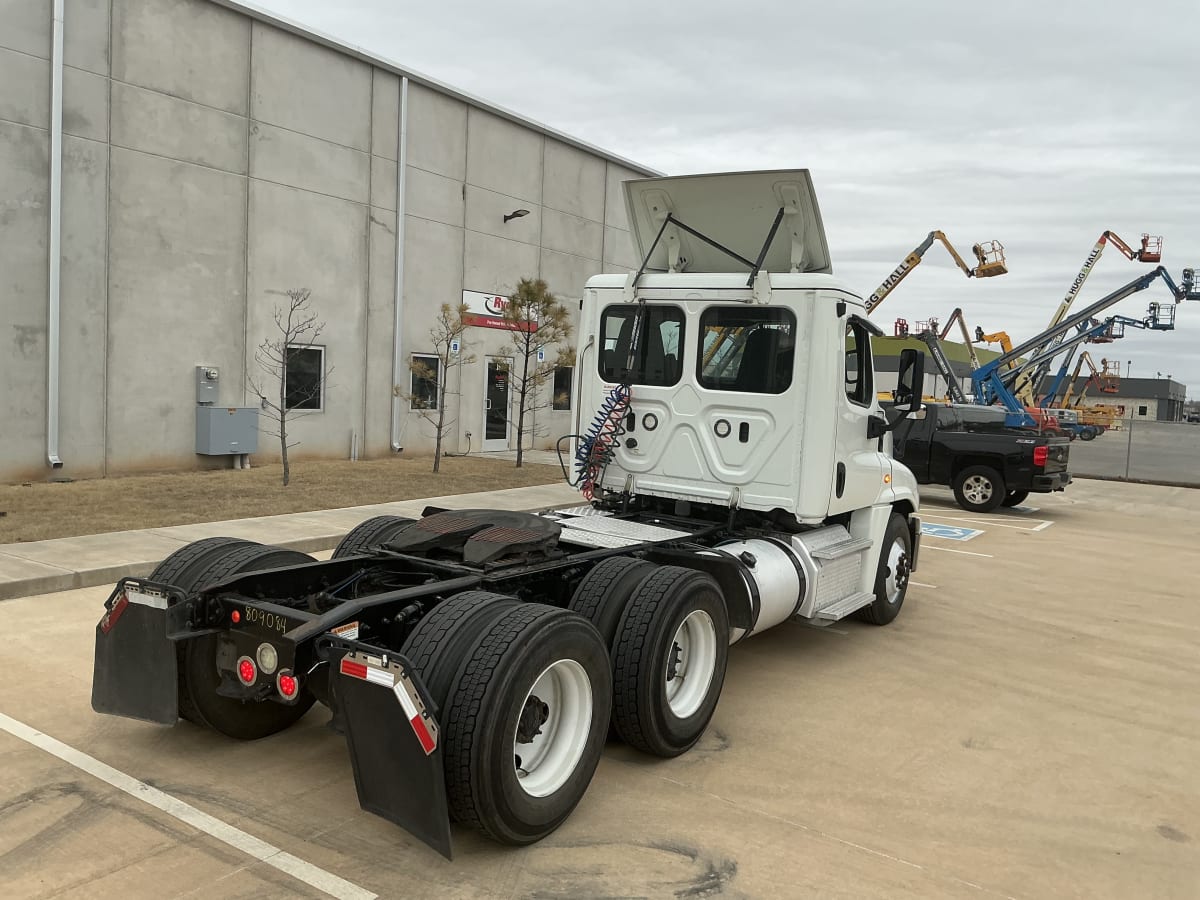 2019 Freightliner/Mercedes CASCADIA 125 809084
