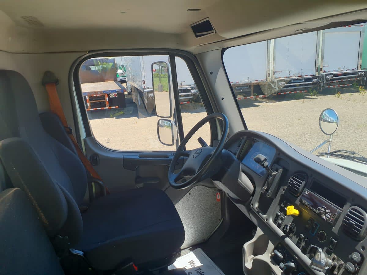 2019 Freightliner M2 106 in Wayland, MI — photo 7