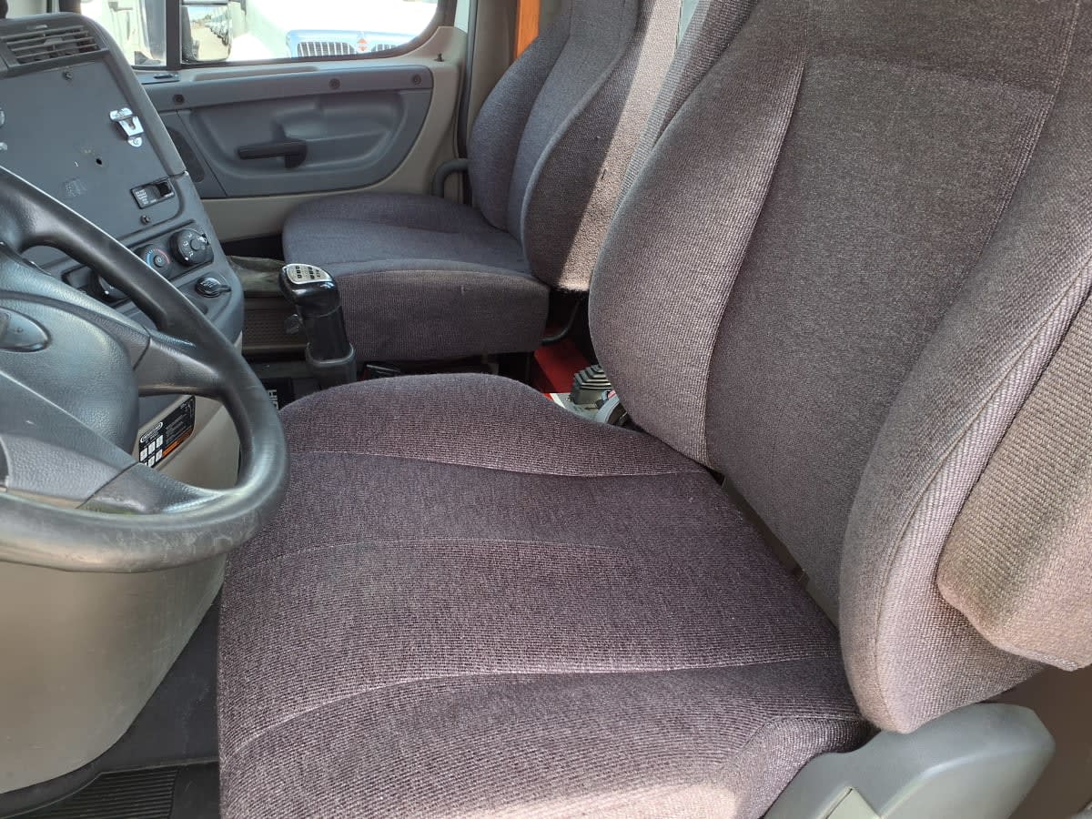 2019 Freightliner/Mercedes CASCADIA 125 809106