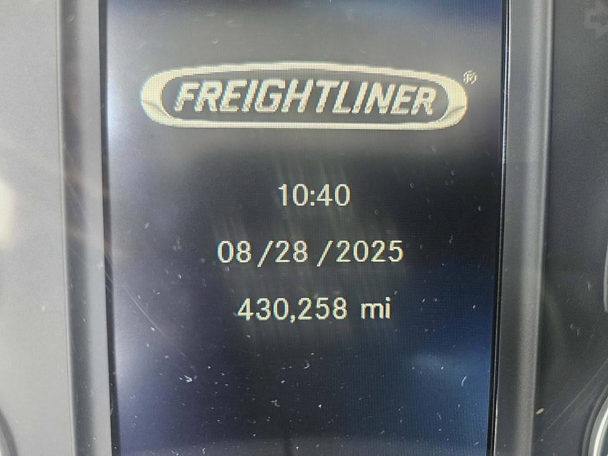 2019 Freightliner NEW CASCADIA 116 809164
