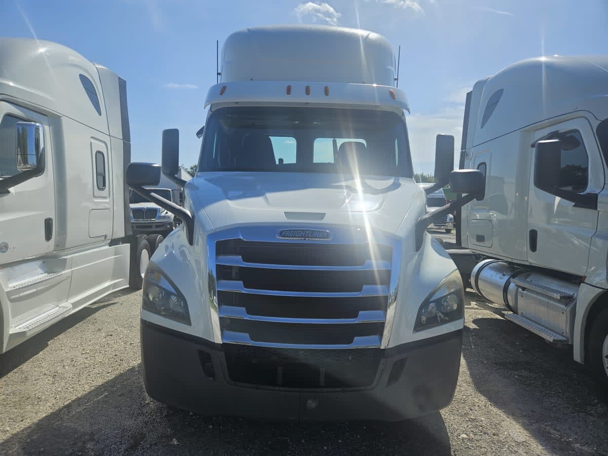 2019 Freightliner NEW CASCADIA 116 809164