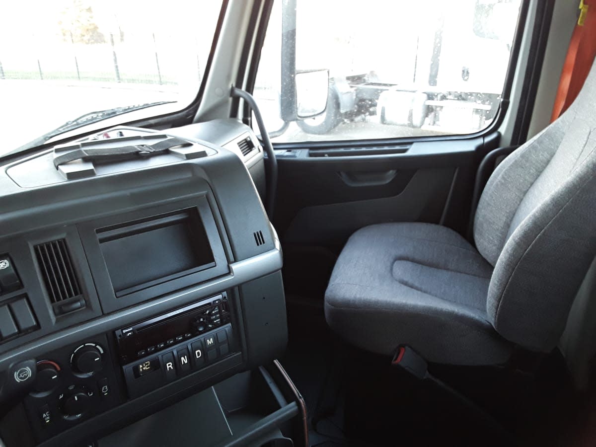 2019 Volvo VNR42T 300 809200