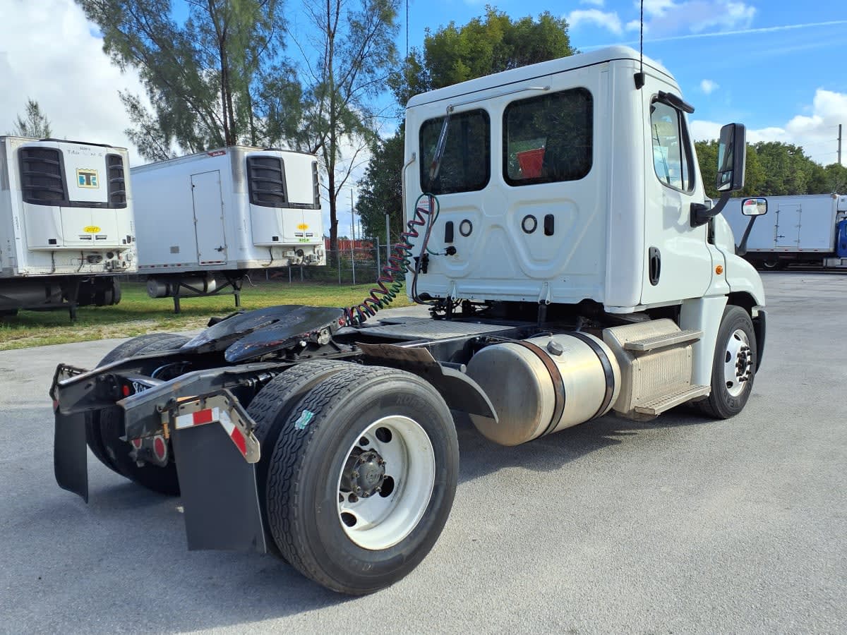 2019 Freightliner - image 4
