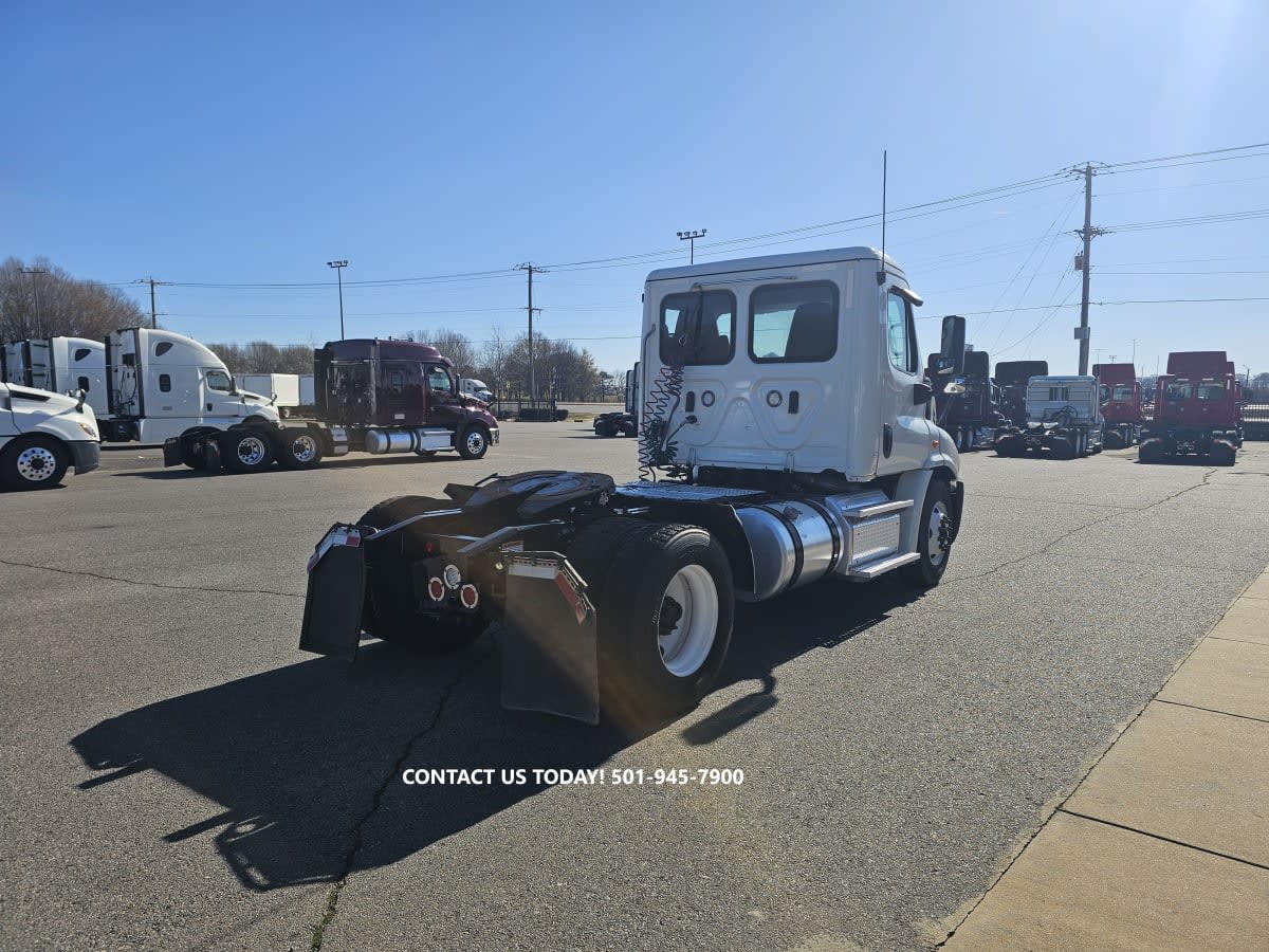 2019 Freightliner - image 4