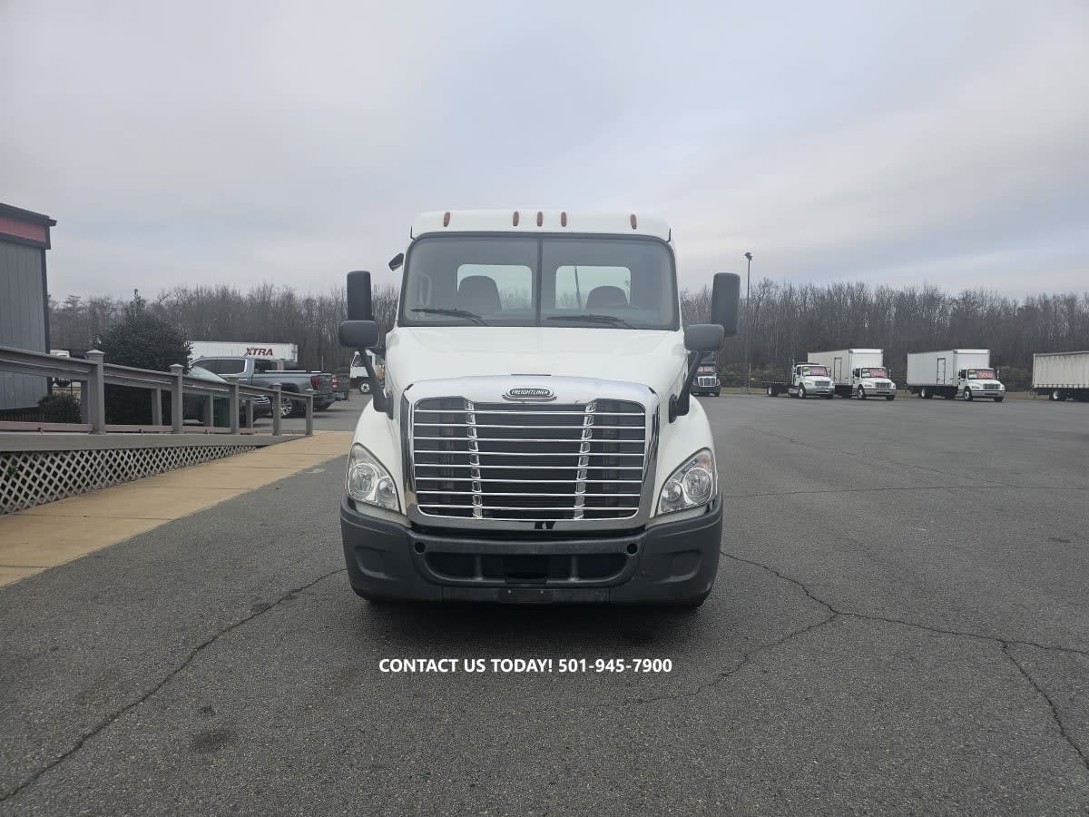 2019 Freightliner - image 2