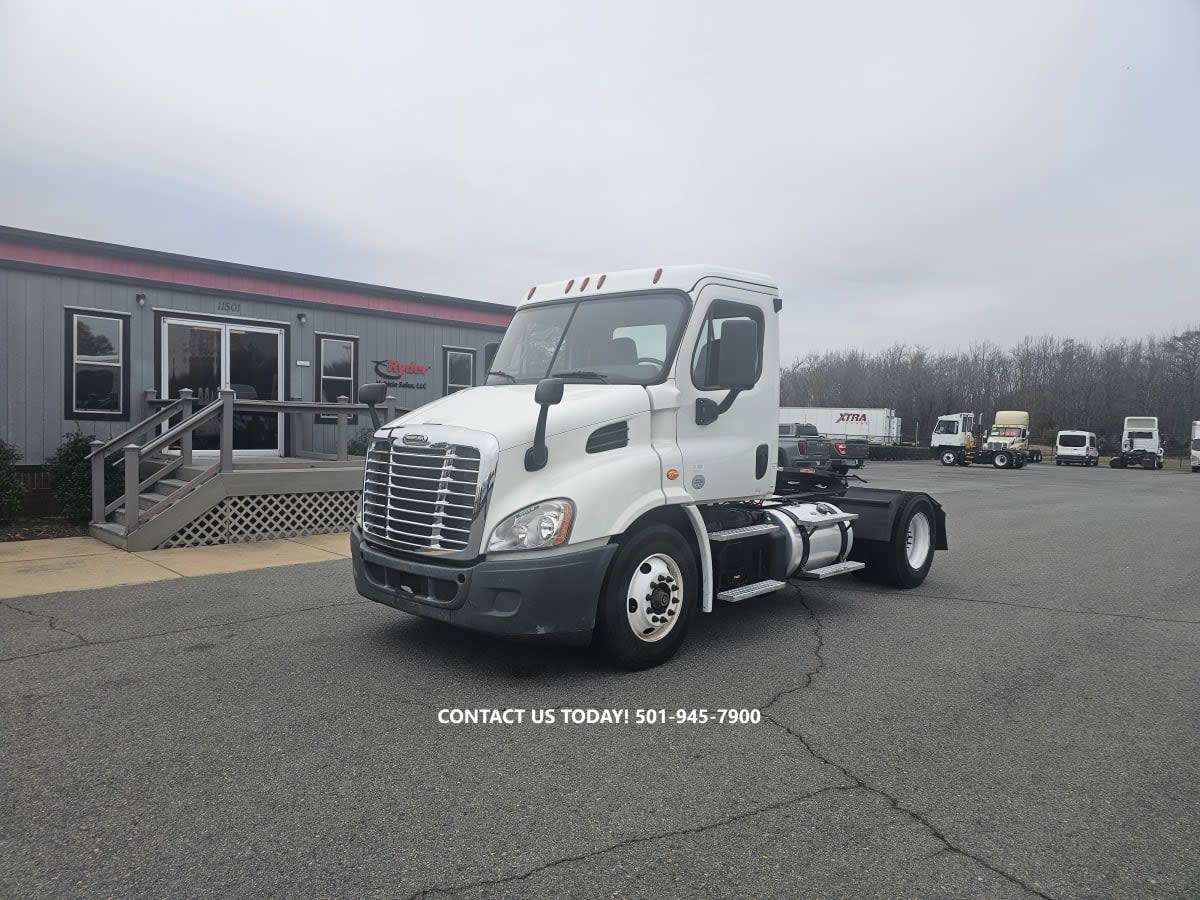 2019 Freightliner - image 1