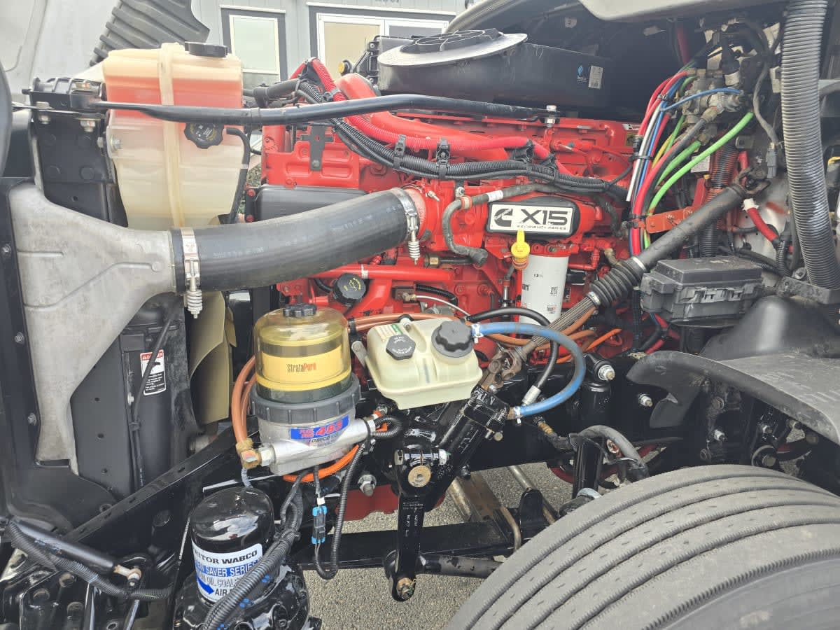 2019 Freightliner - image 8