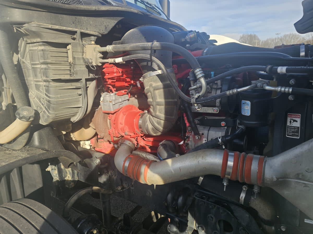 2019 Freightliner - image 10