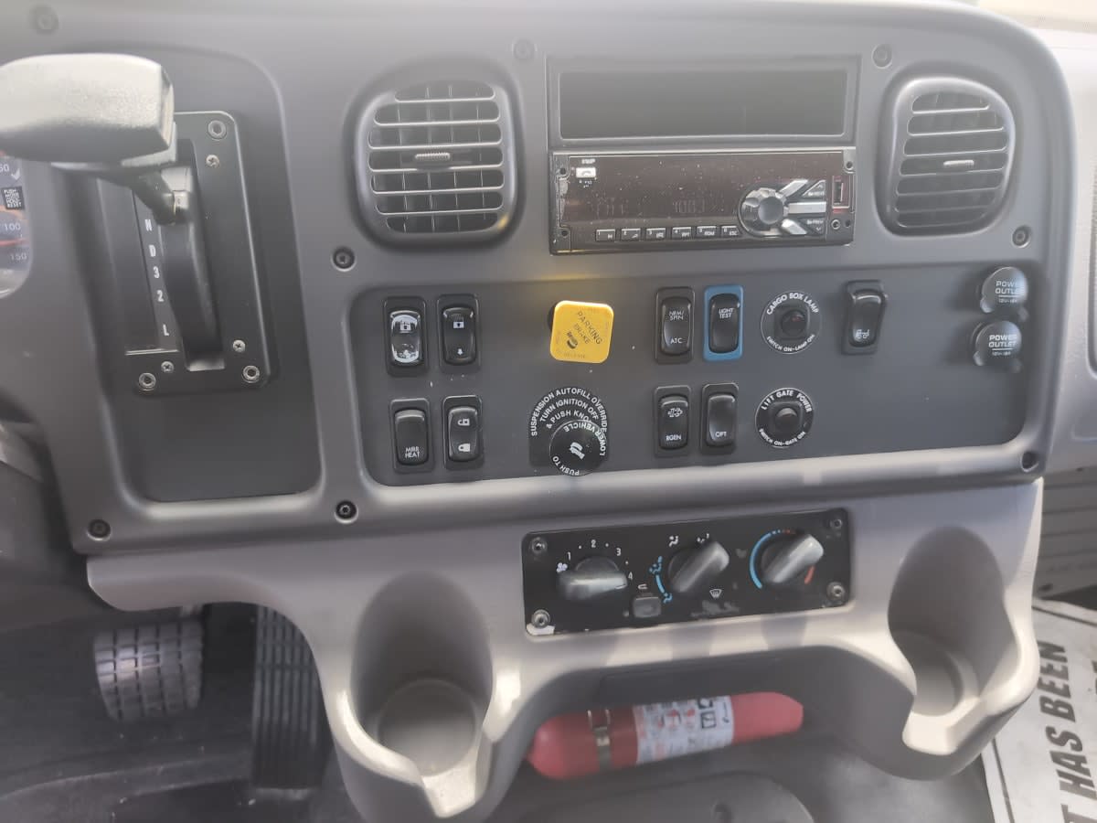 2019 Freightliner/Mercedes M2 106 809316