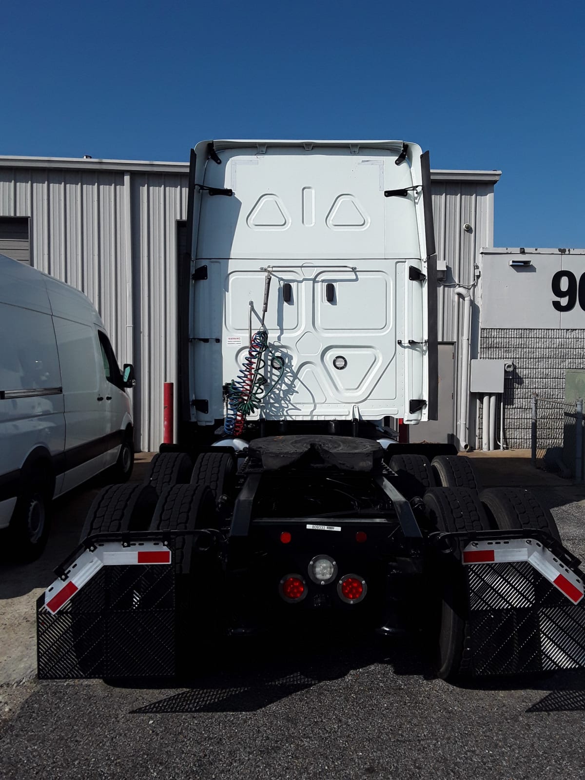 2019 Freightliner/Mercedes CASCADIA 125 809333