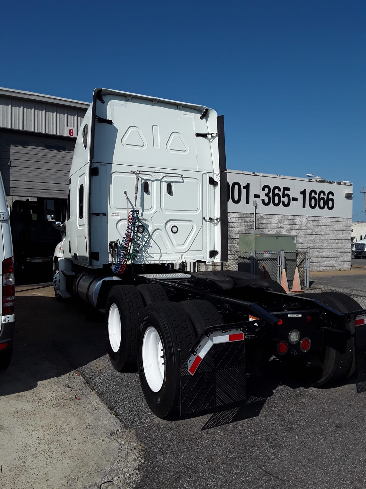 2019 Freightliner/Mercedes CASCADIA 125 809333