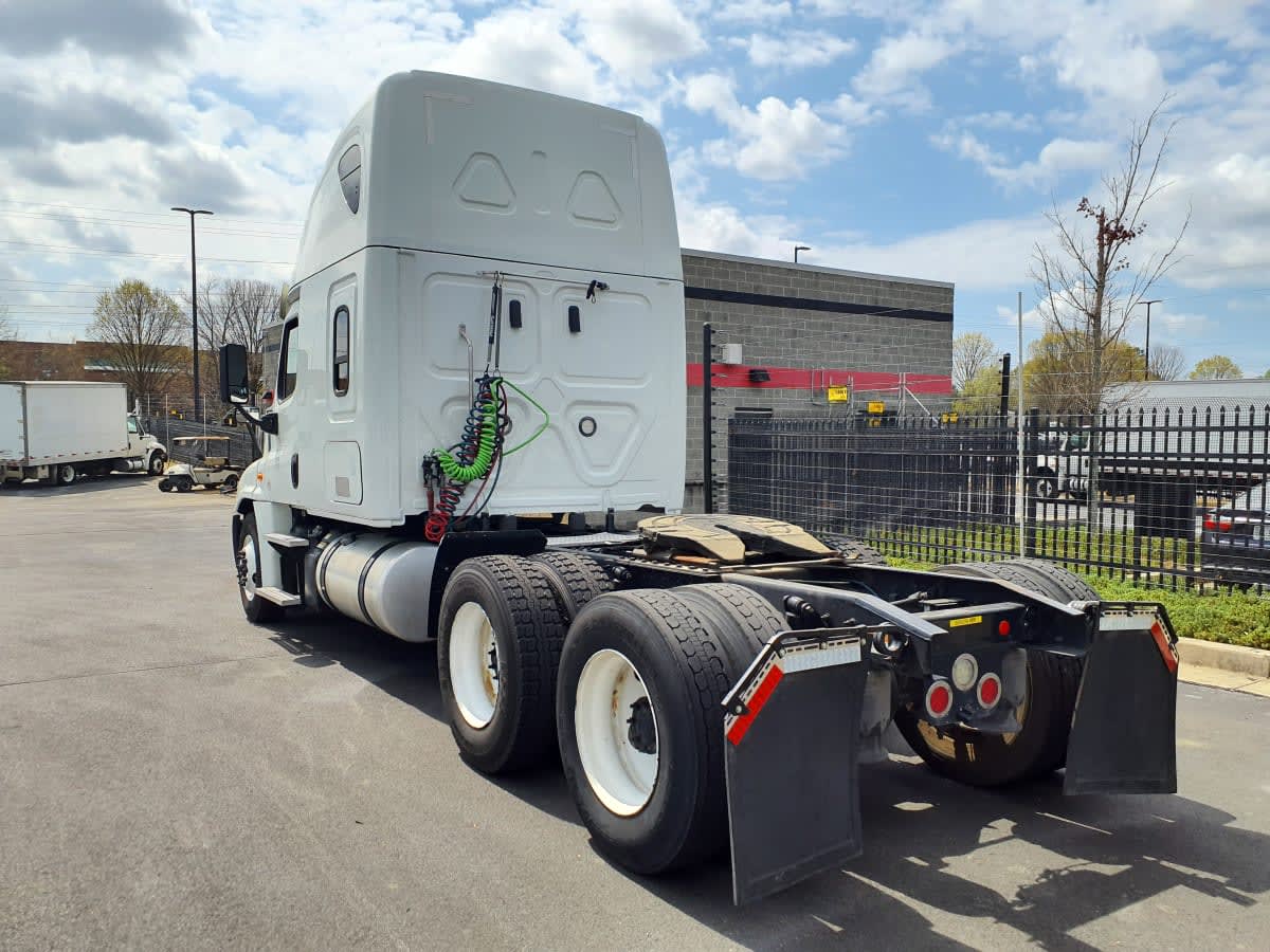 2019 Freightliner - image 6