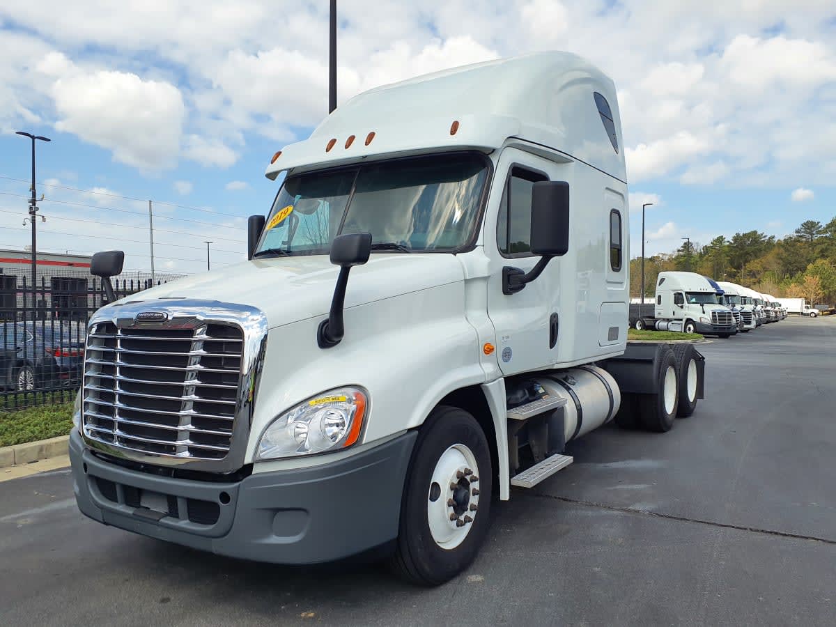 2019 Freightliner - image 1
