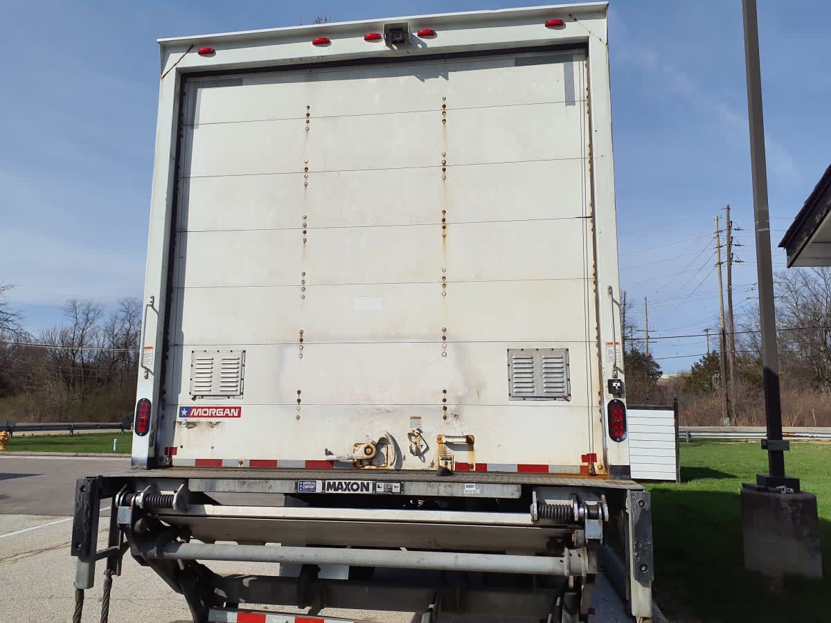 2019 Freightliner/Mercedes M2 106 809361