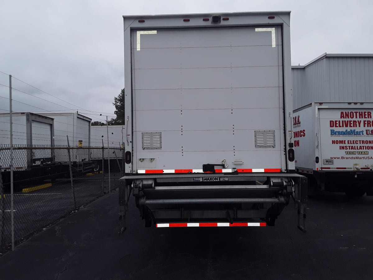 2019 Freightliner/Mercedes M2 106 809363