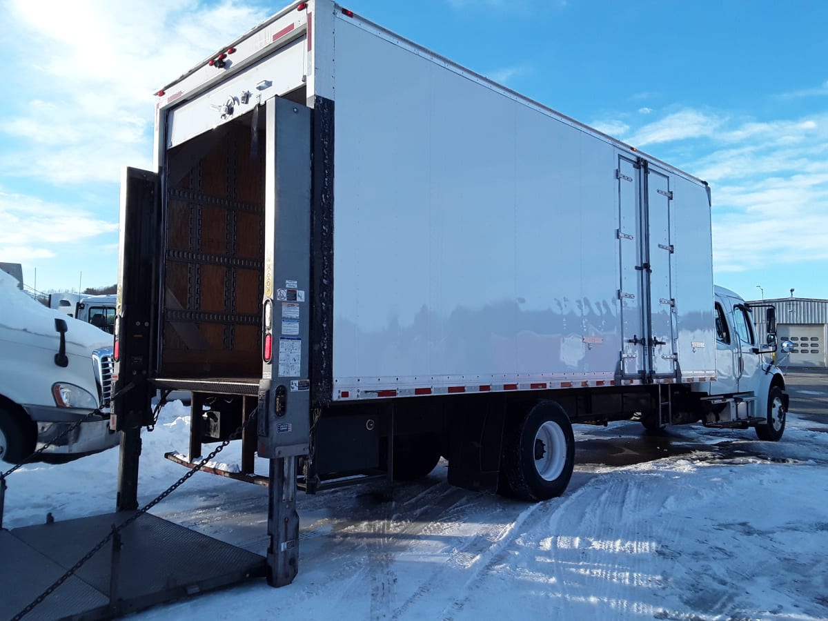 2019 Freightliner/Mercedes M2 106 809410