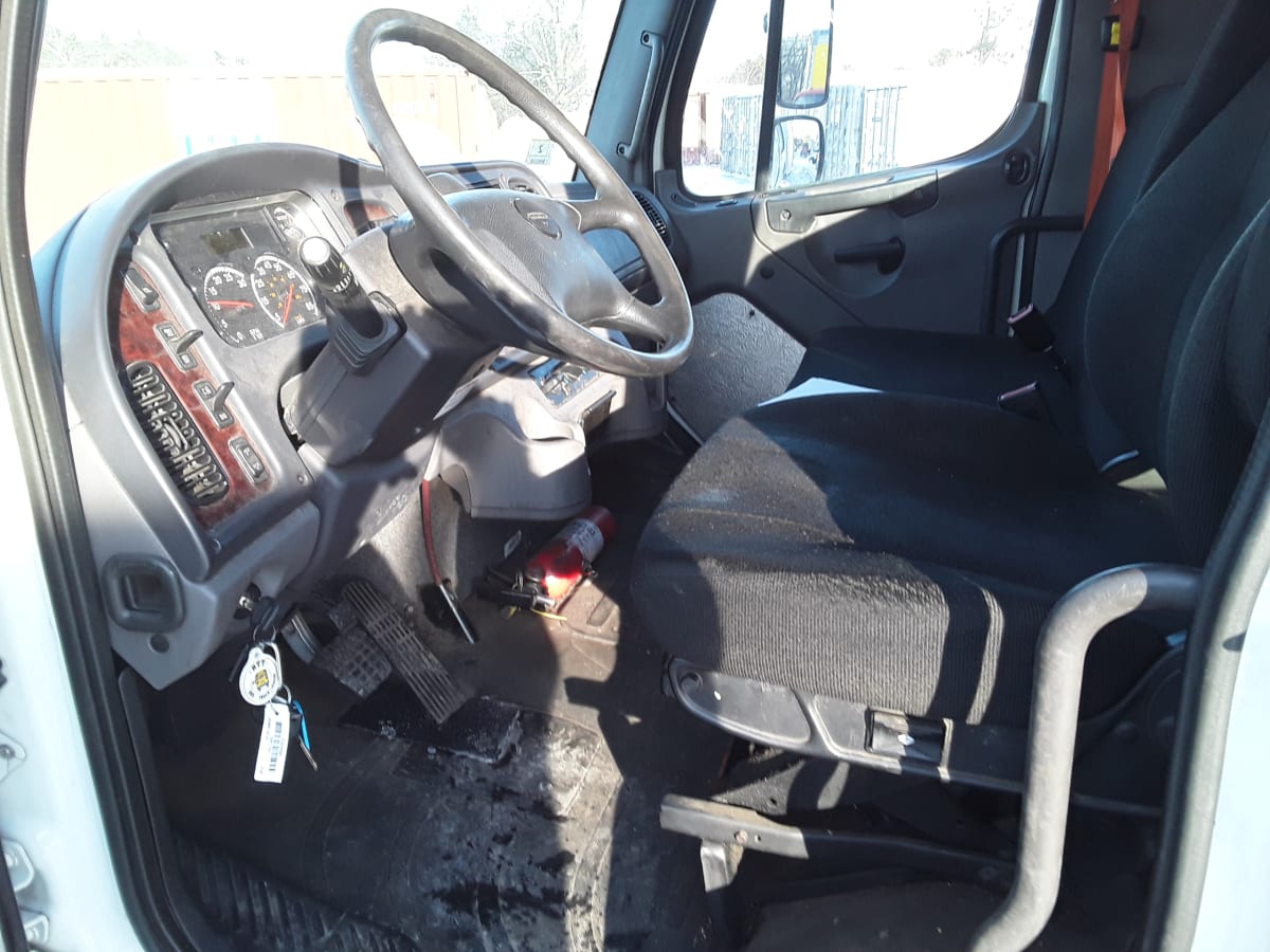 2019 Freightliner/Mercedes M2 106 809410