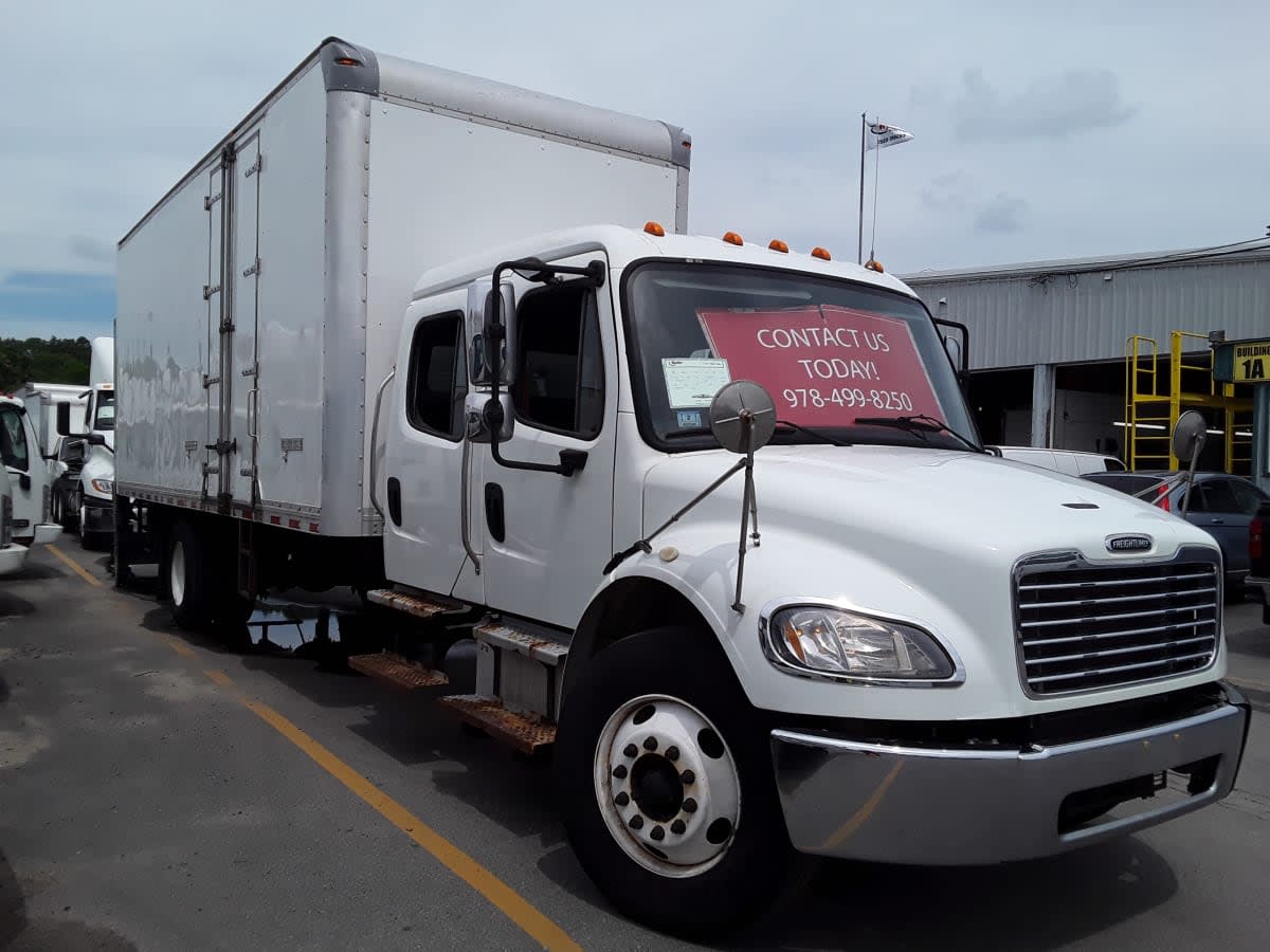 2019 Freightliner M2 106 809411