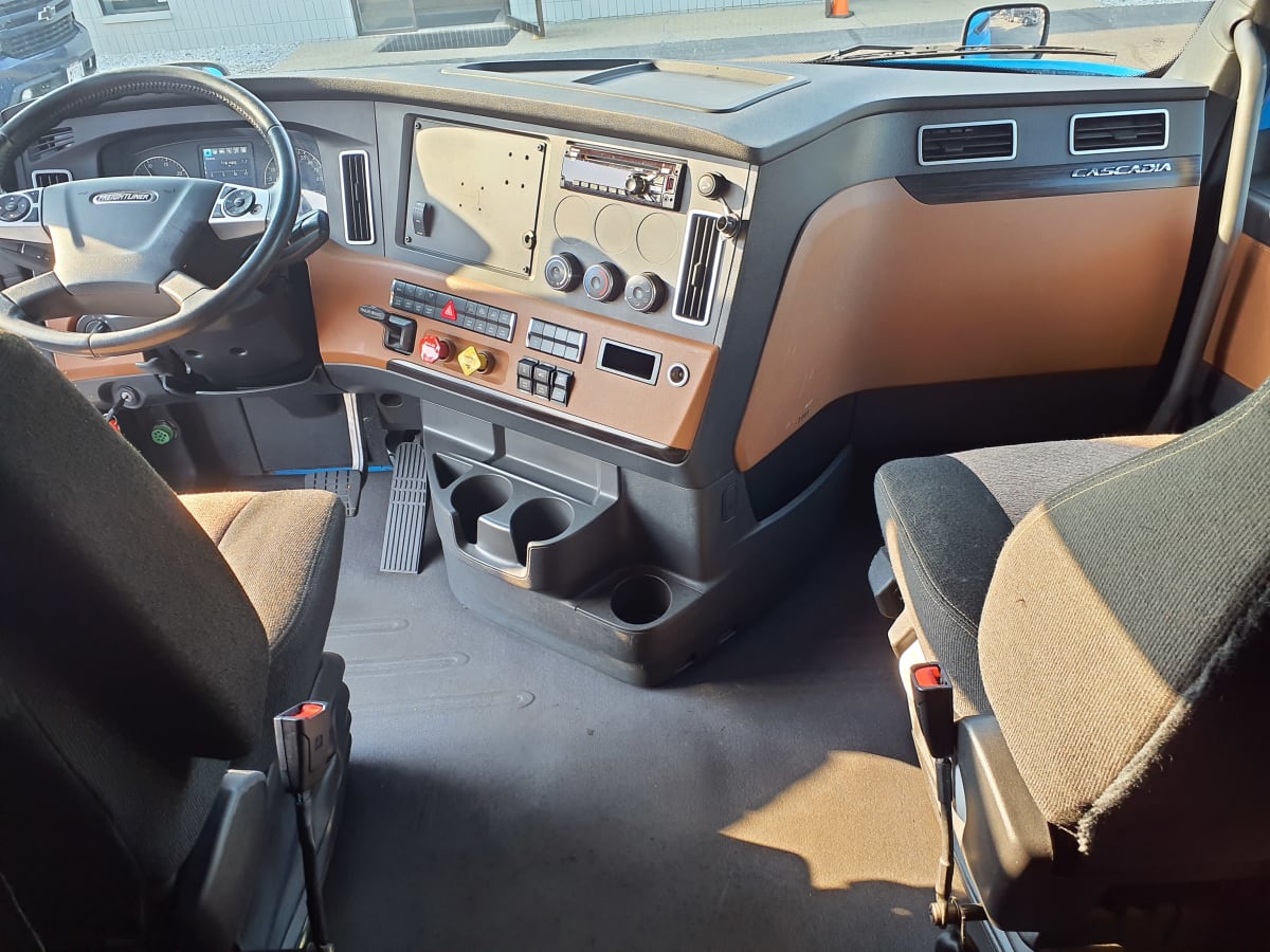 2019 Freightliner/Mercedes NEW CASCADIA PX12664 809423