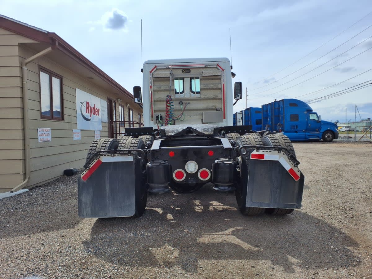 2019 Freightliner Cascadia in Commerce City, CO — photo 5