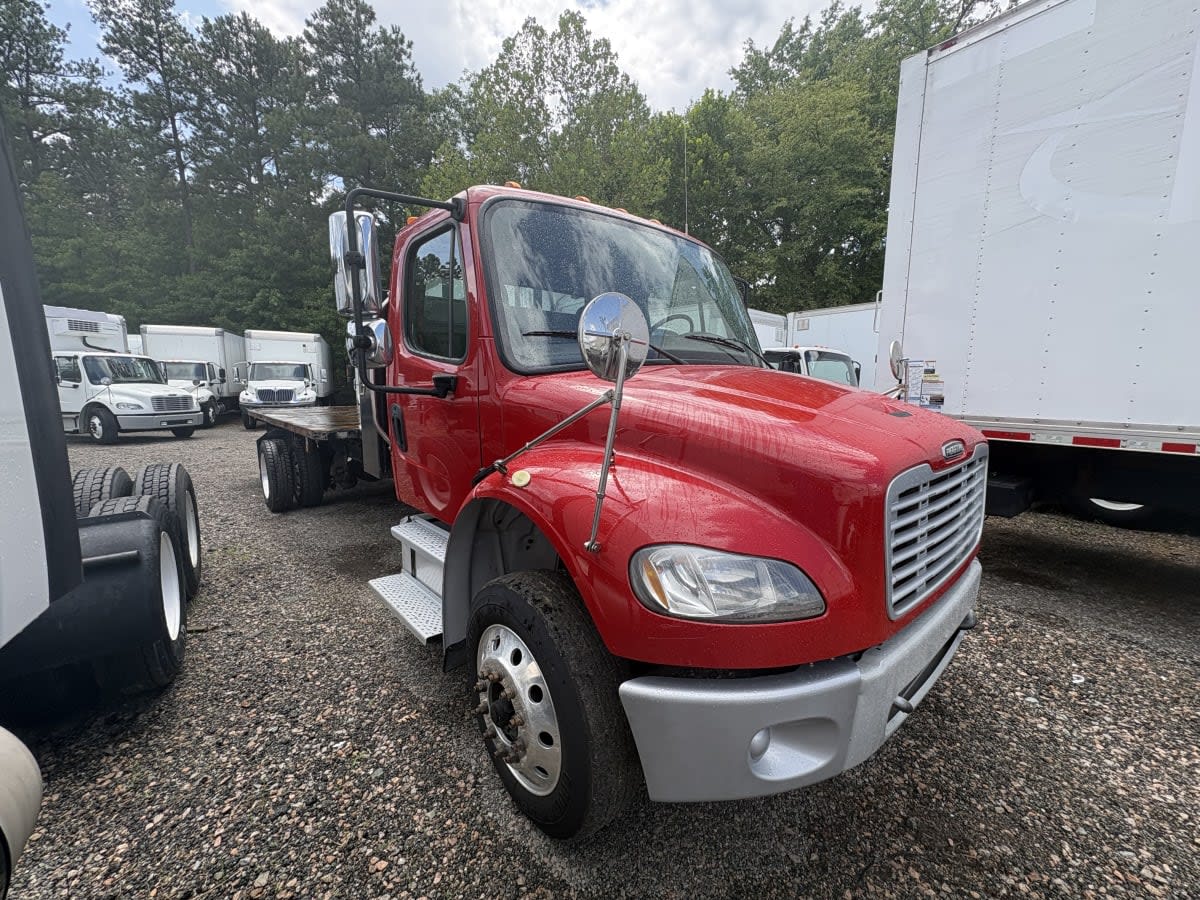 2019 Freightliner M2 106 in Ashland, VA — photo 3