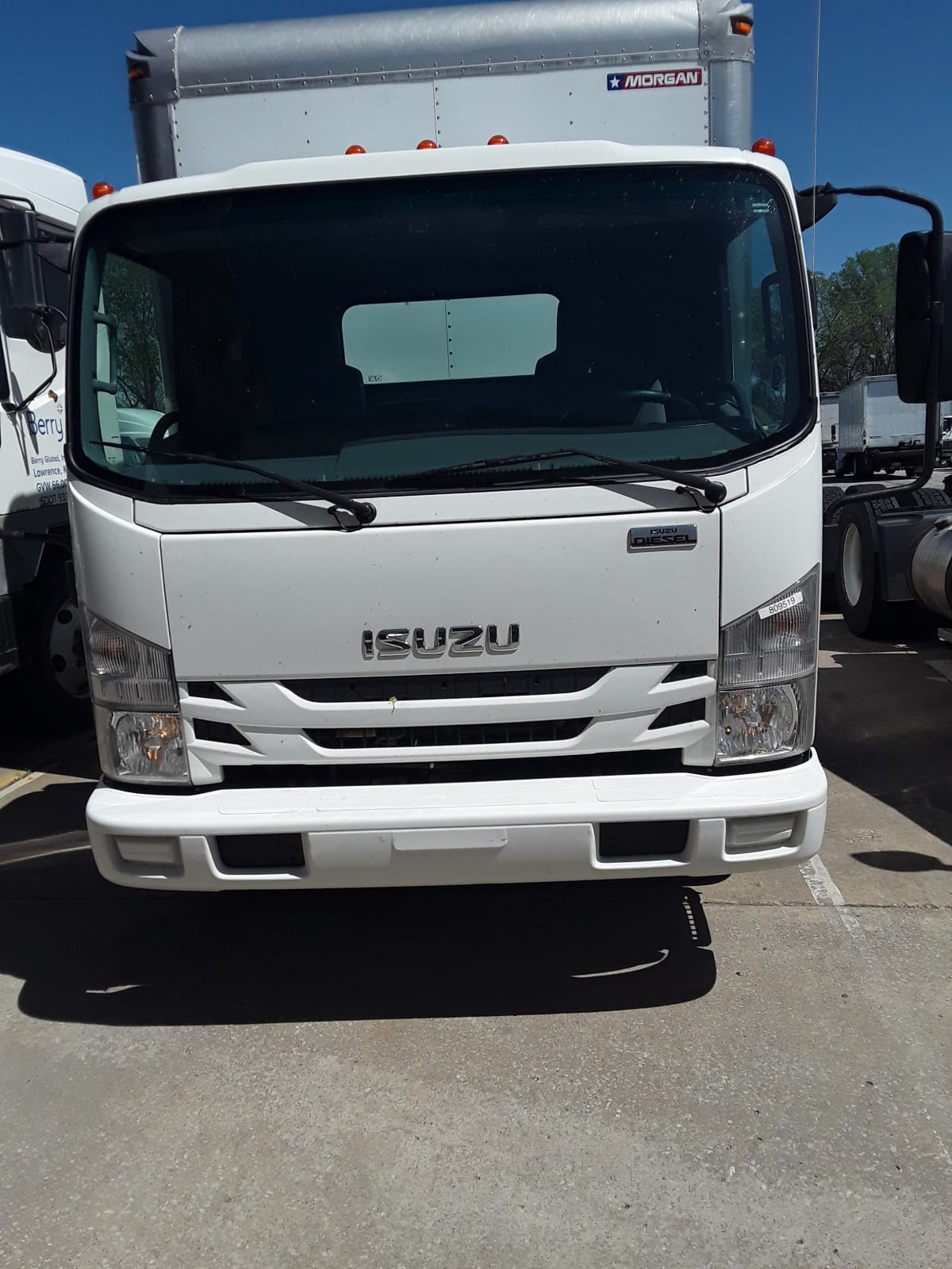 2018 Isuzu NPR HD 809519