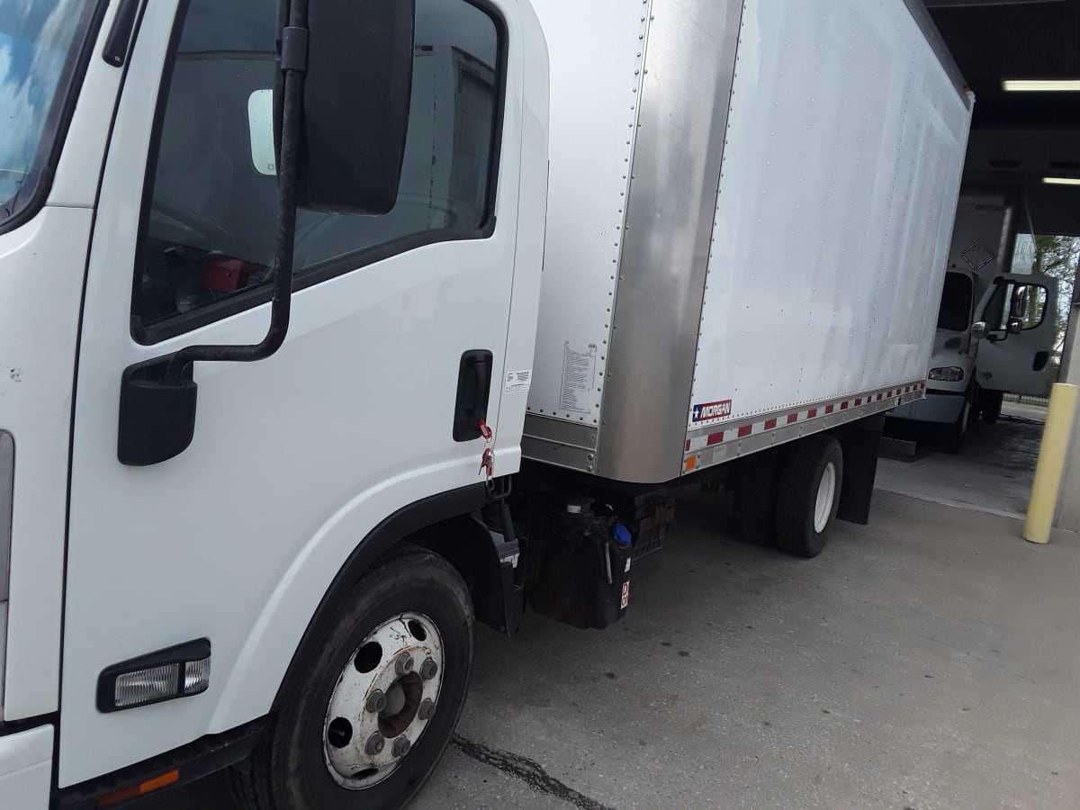 2018 Isuzu NPR HD 809520