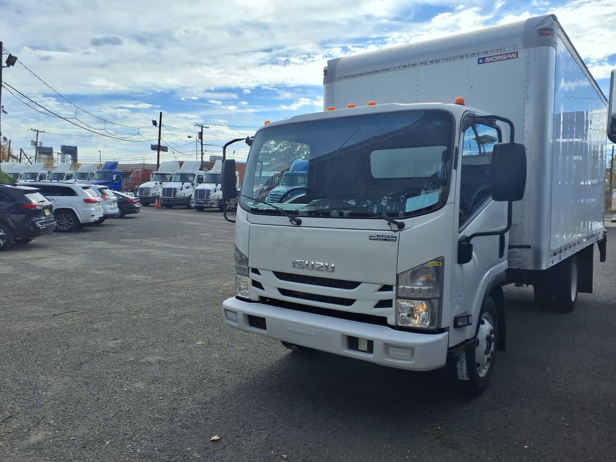 2018 Isuzu NPR 809542
