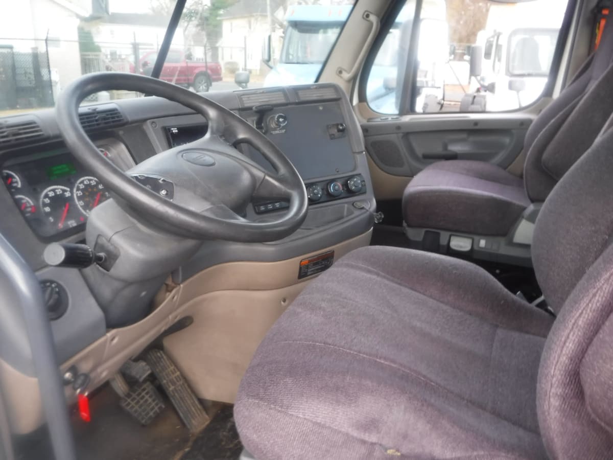 2019 Freightliner/Mercedes CASCADIA 125 809554