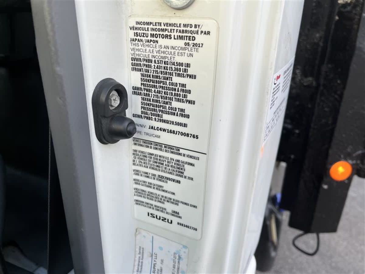 2018 Isuzu NPR 809640