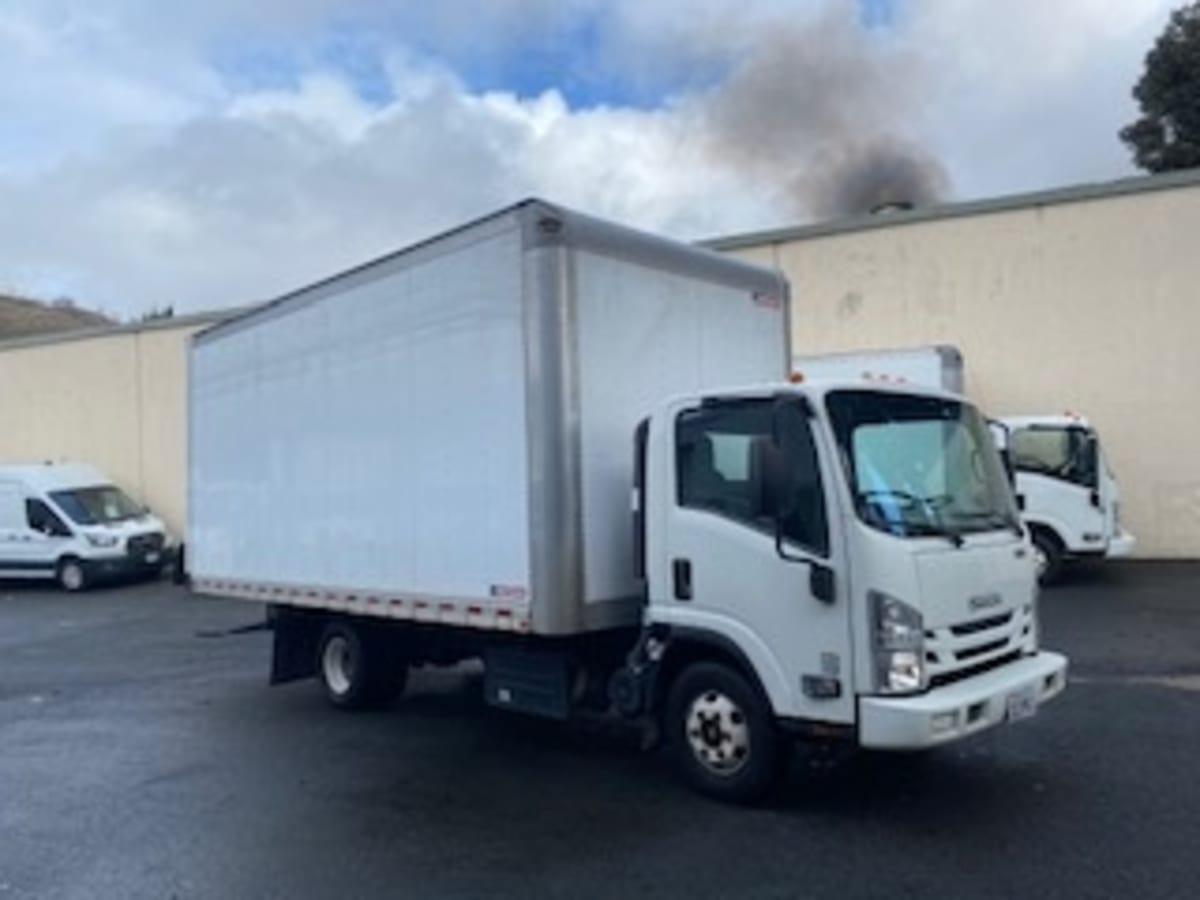 2018 Isuzu NPR 809696