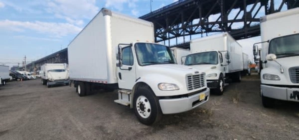 2019 Freightliner/Mercedes M2 106 809705