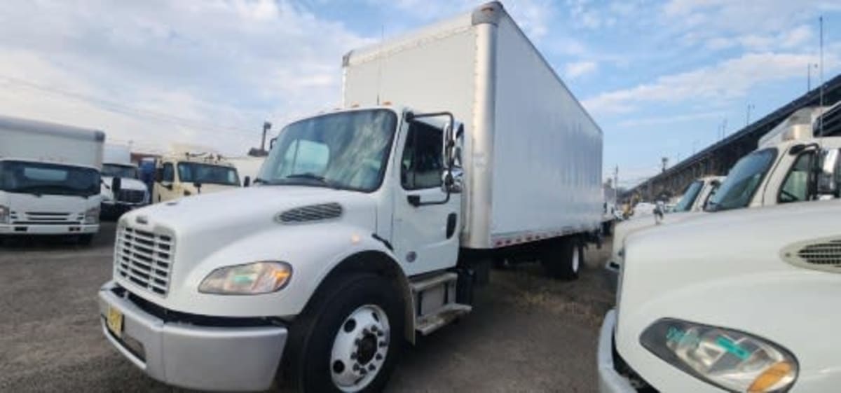 2019 Freightliner/Mercedes M2 106 809705