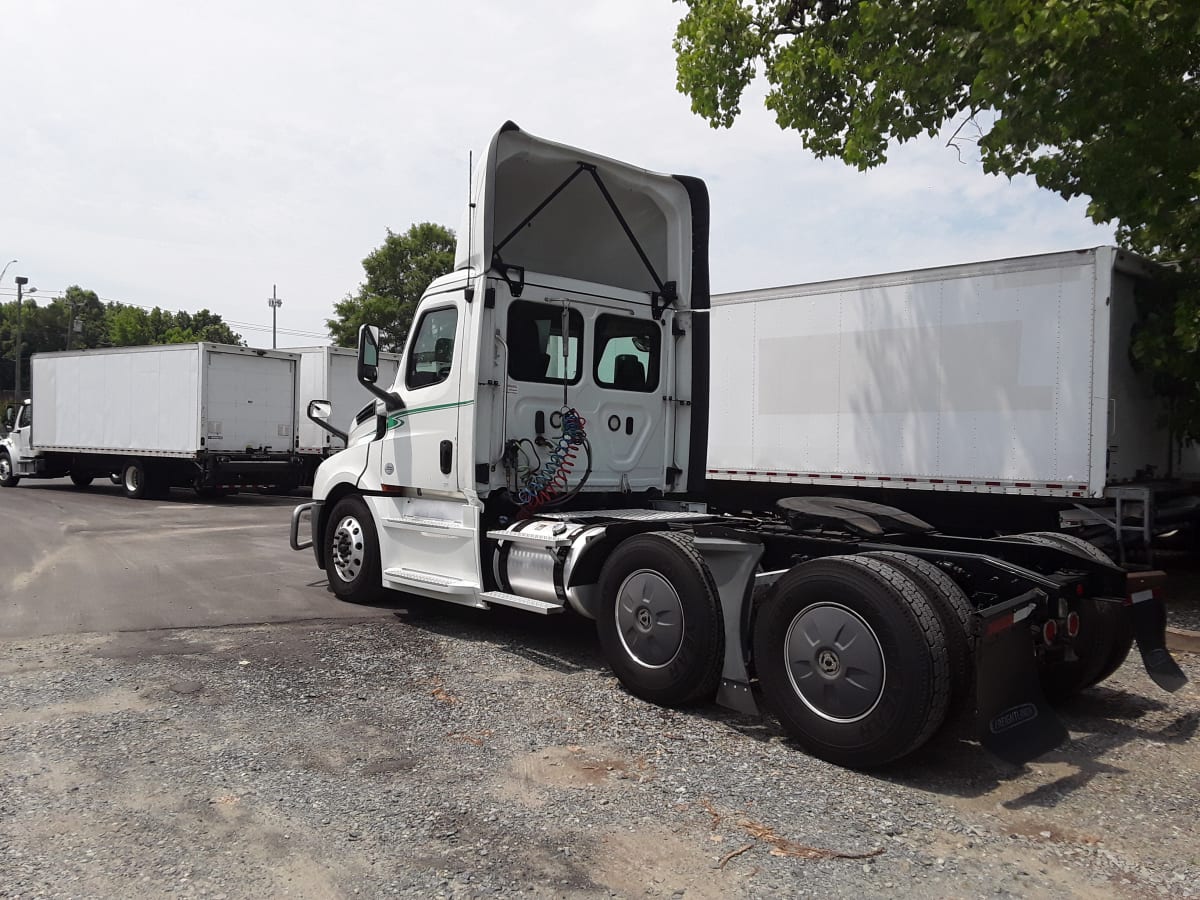 2019 Freightliner/Mercedes NEW CASCADIA PX12664 809761