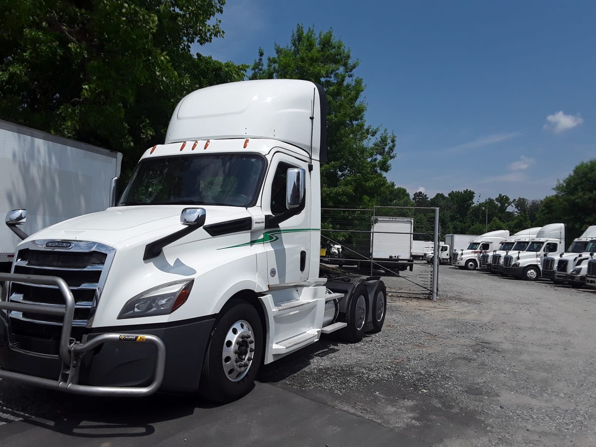 2019 Freightliner/Mercedes NEW CASCADIA PX12664 809761