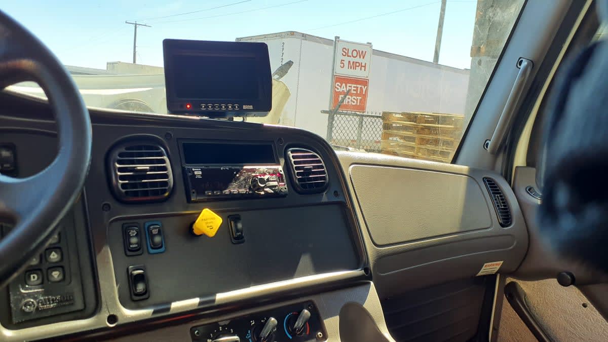 2019 Freightliner/Mercedes M2 106 809785