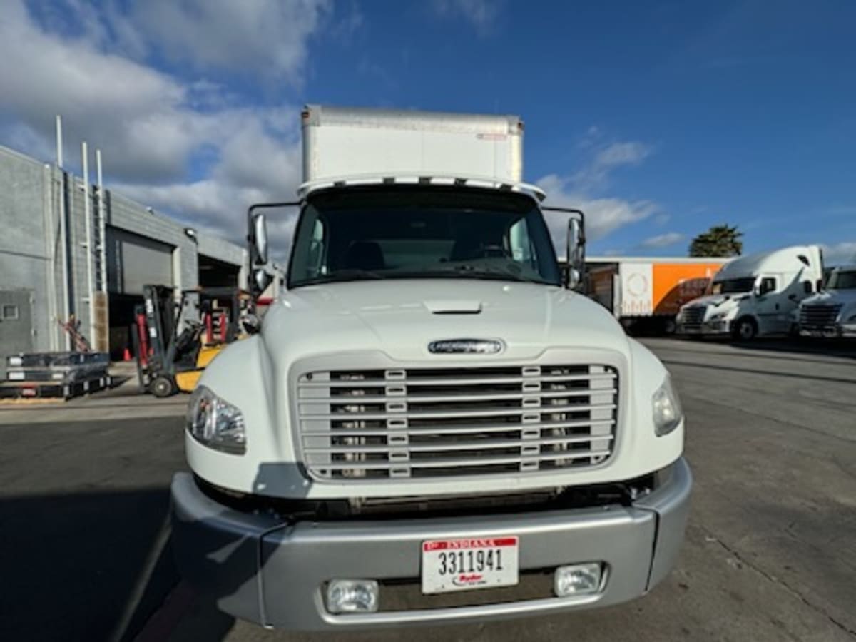 2019 Freightliner/Mercedes M2 106 809863