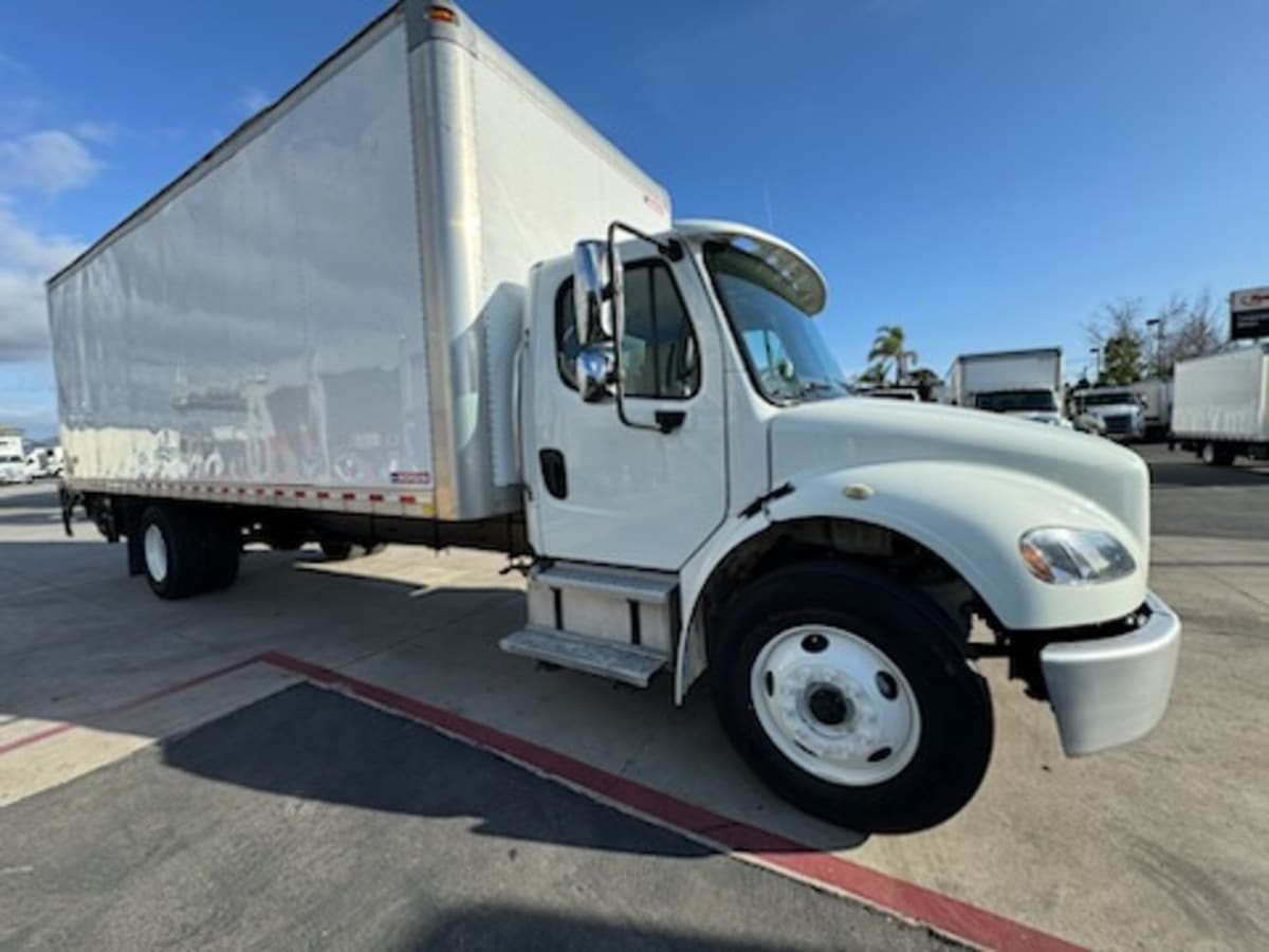 2019 Freightliner/Mercedes M2 106 809863