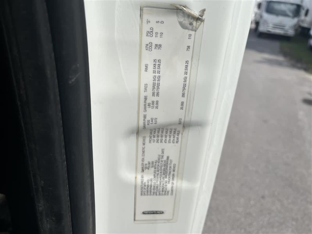 2019 Freightliner - image 10