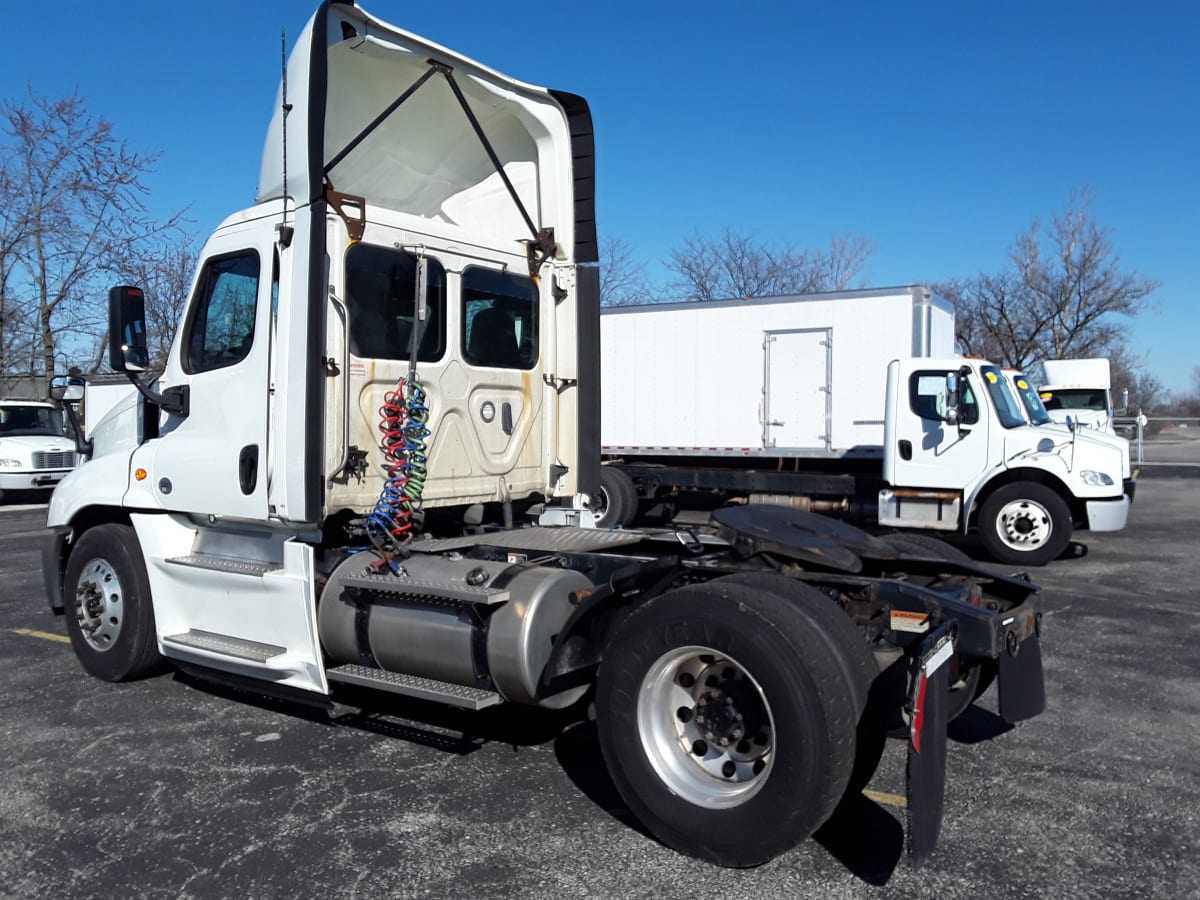 2019 Freightliner/Mercedes CASCADIA 125 809933